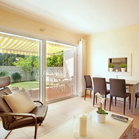 Casa Progreso Costabella * Μαρμπέλλα